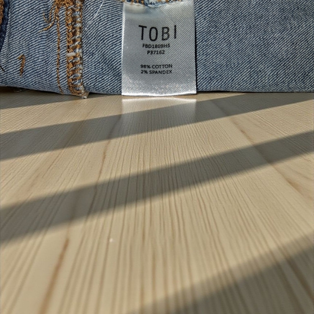 SALE!!! Tobi Denim Blue Denim Great Condition Distressed/Destroyed Jeans Sz. 26 - Picture 7 of 12